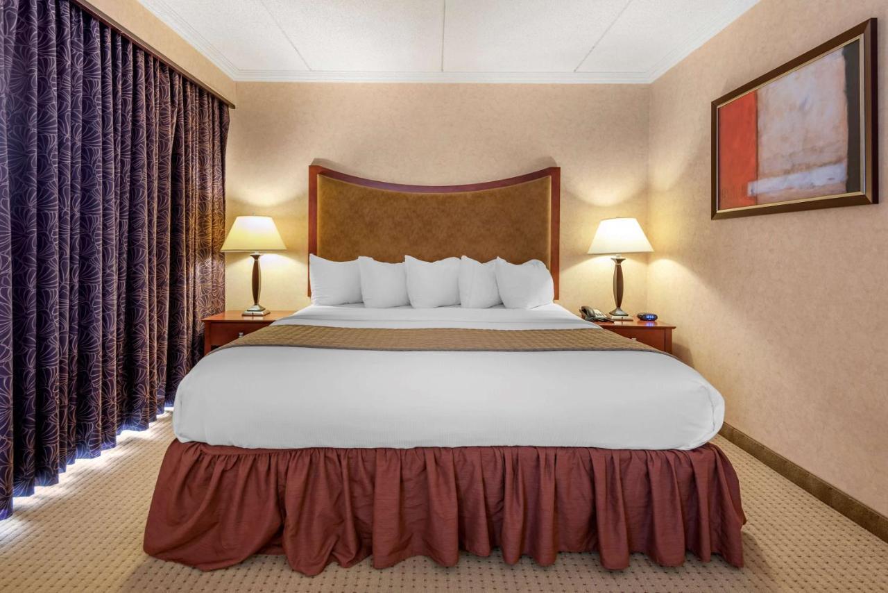 Best Western Plus Oswego Hotel And Conference Center Εξωτερικό φωτογραφία