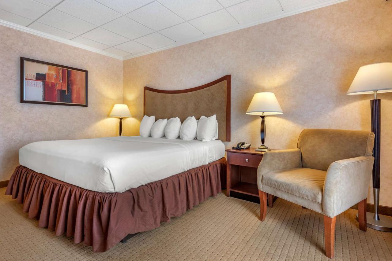 Best Western Plus Oswego Hotel And Conference Center Εξωτερικό φωτογραφία