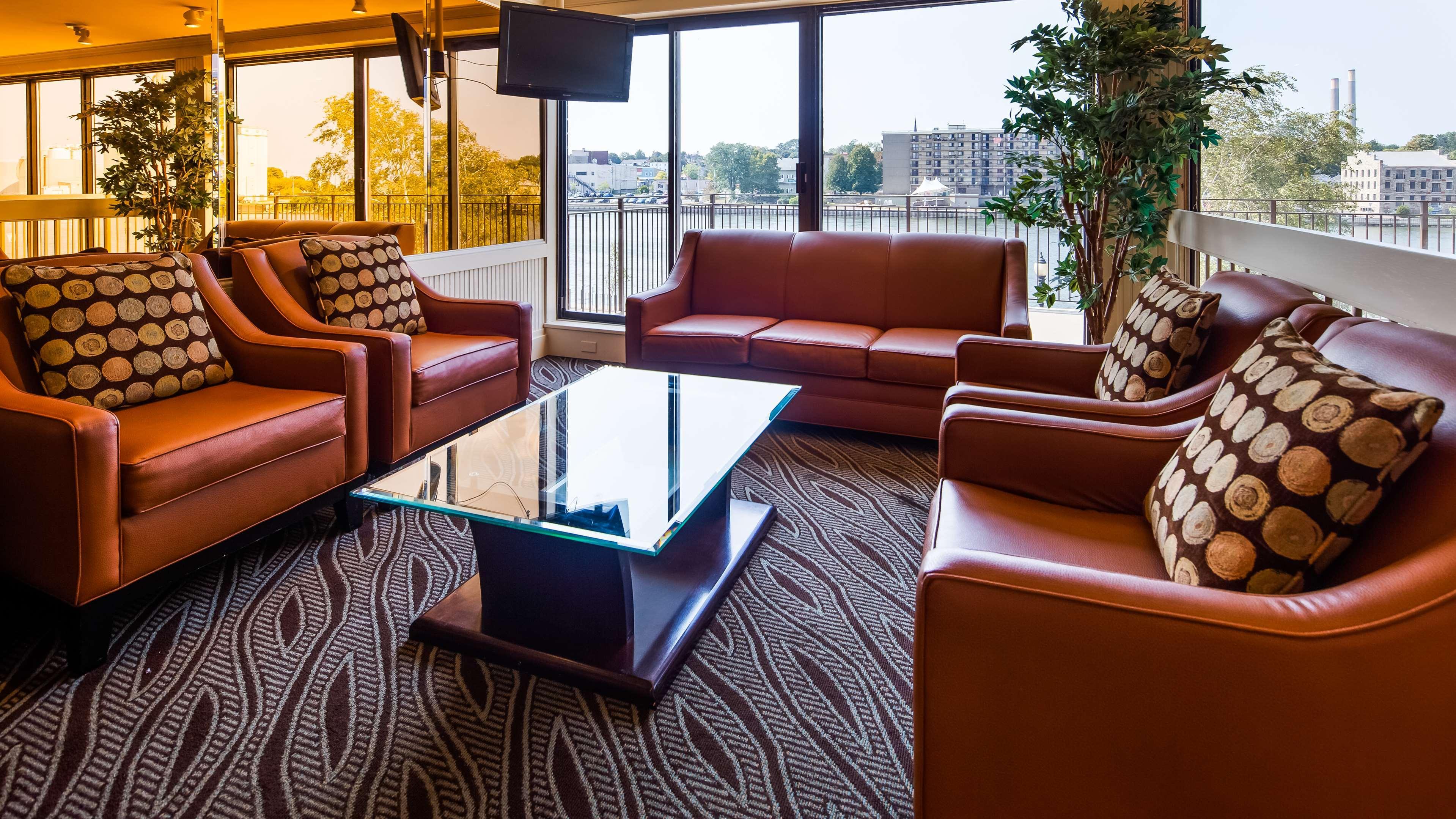 Best Western Plus Oswego Hotel And Conference Center Εξωτερικό φωτογραφία