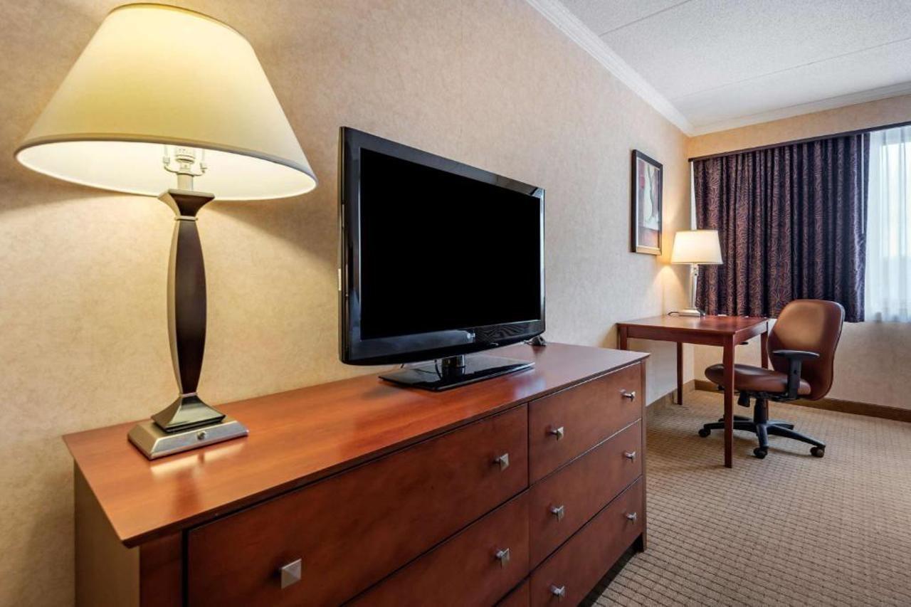 Best Western Plus Oswego Hotel And Conference Center Εξωτερικό φωτογραφία