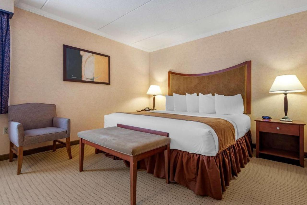 Best Western Plus Oswego Hotel And Conference Center Εξωτερικό φωτογραφία